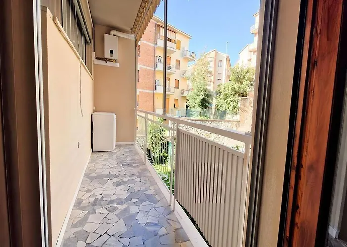 Con Terrazza Privata Nel Cuore Di - Ztl Free * Sienne