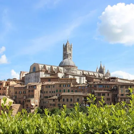 Appartamento Con Terrazza Privata Nel Cuore Di Siena