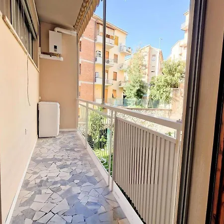 Appartamento Con Terrazza Privata Nel Cuore Di Siena * Siena